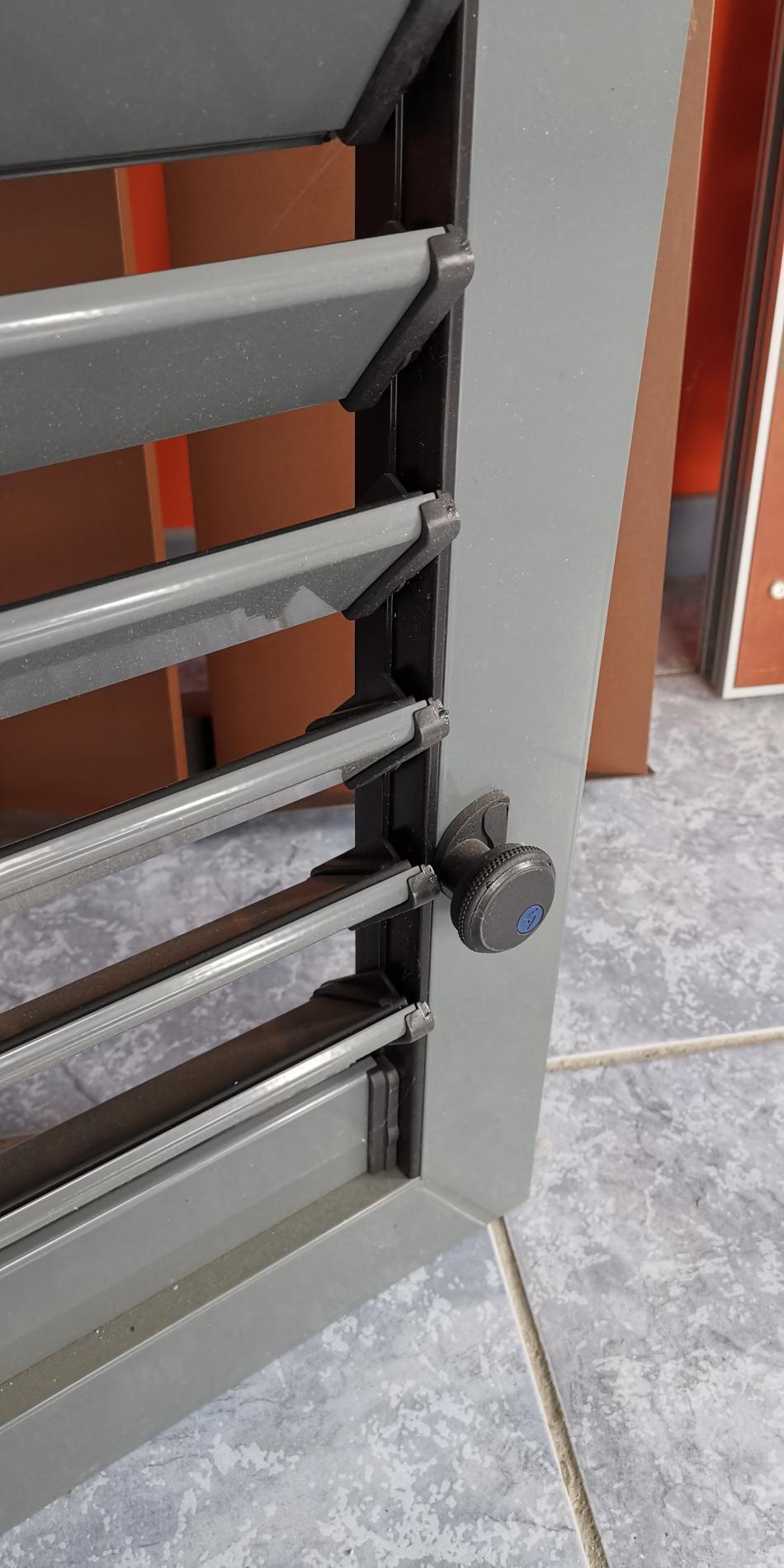 Syst&egrave;me de Manoeuvre (orientation des lames)