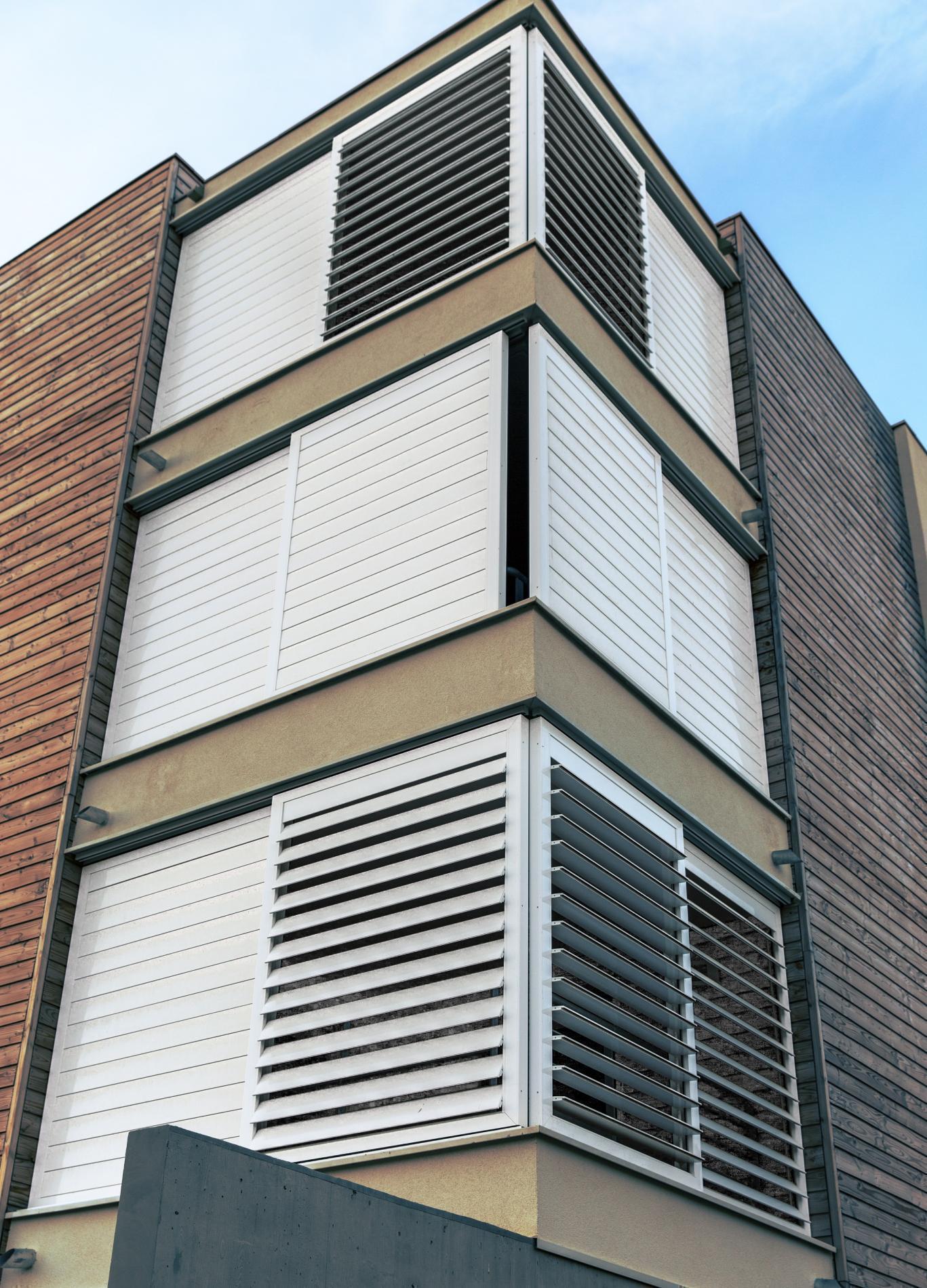 Brise-soleil coulissant